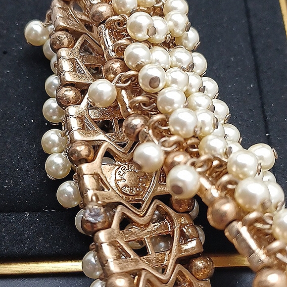 J CREW simulated Pearl multi stranded Bracelet - Picture 3 of 5